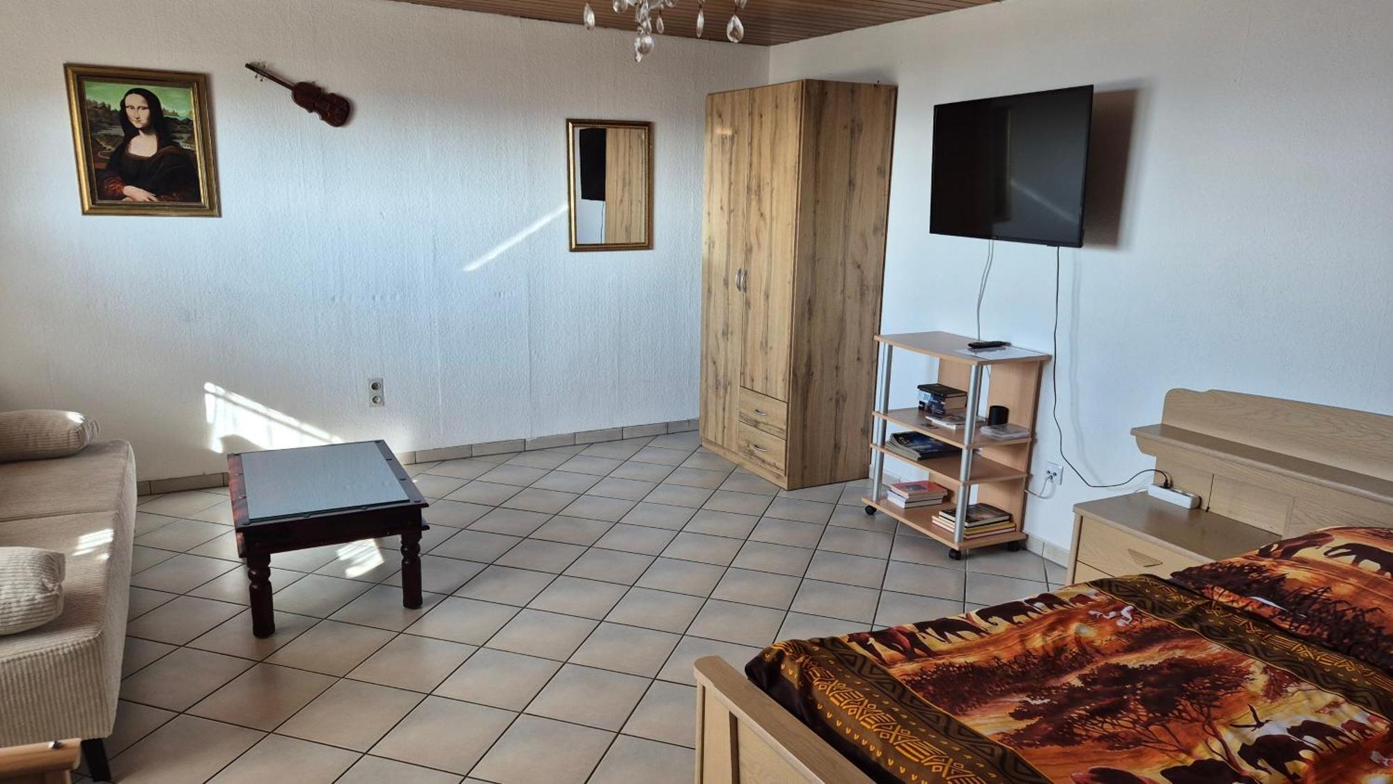 Ferienwohnung Zauberhaft Bad Soden-Salmuenster Luaran gambar