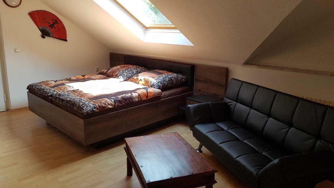 Ferienwohnung Zauberhaft Bad Soden-Salmuenster Luaran gambar